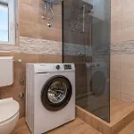 Holiday home 2 Bedroom Beautiful In Drinovci