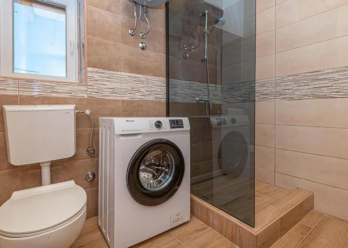 בית נופש 2 Bedroom Beautiful In Drinovci