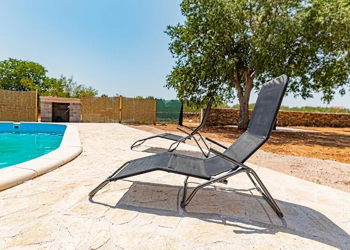 בית נופש 2 Bedroom Beautiful In *